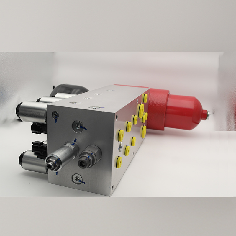 Customized hydraulic valve set